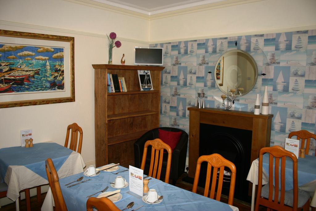 Cambridge House Guest House AEGON International Esterno foto