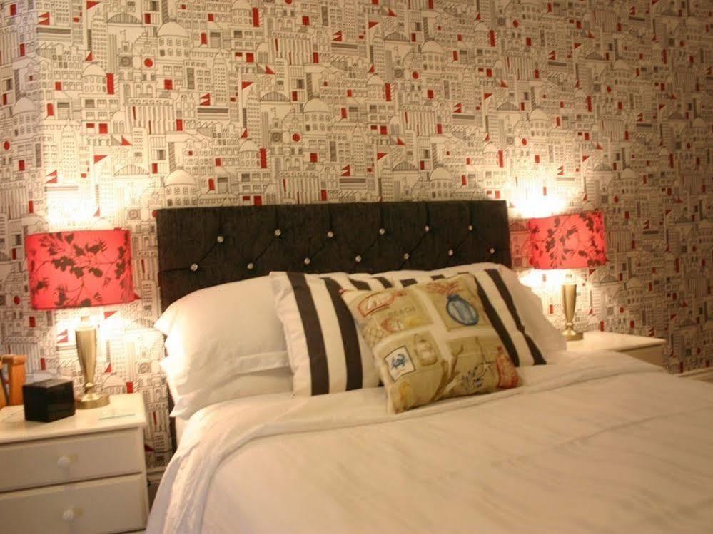 Cambridge House Guest House AEGON International Esterno foto